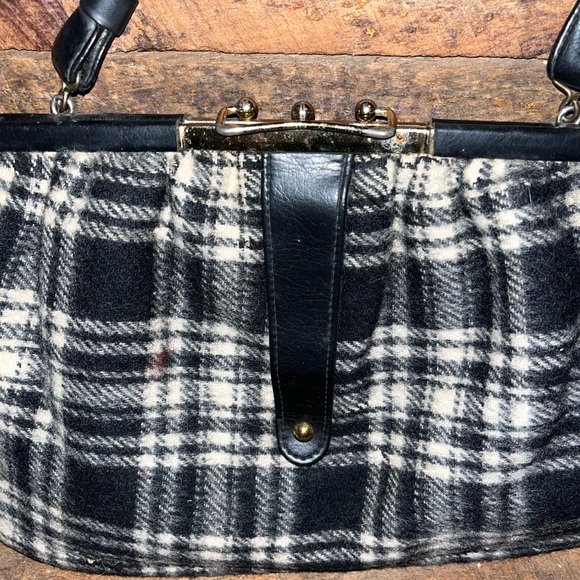 Vintage flannel clutch - Picture 2 of 7